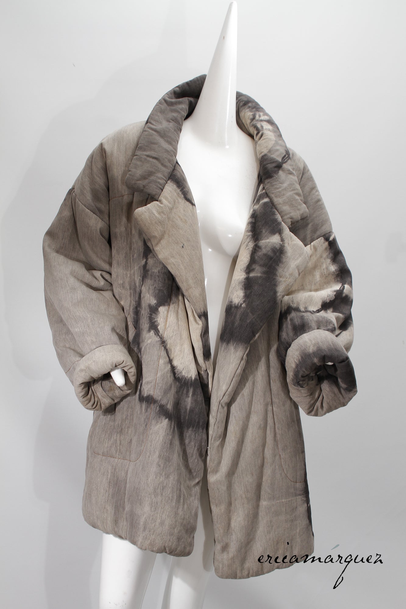 18008 KAMALI, Grey Oversized Fit Casual Jacket with Notched Collar