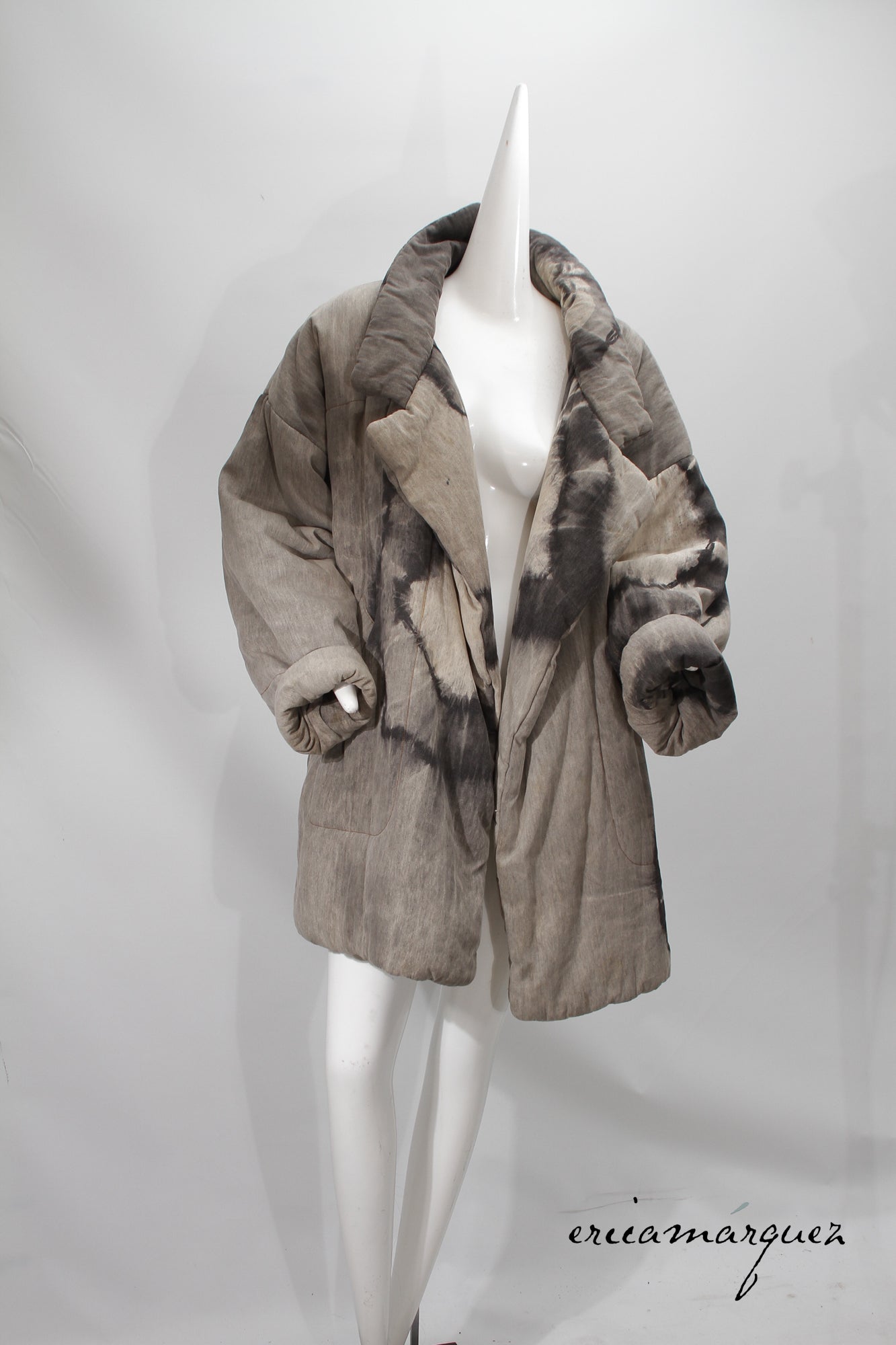 18008 KAMALI, Grey Oversized Fit Casual Jacket with Notched Collar