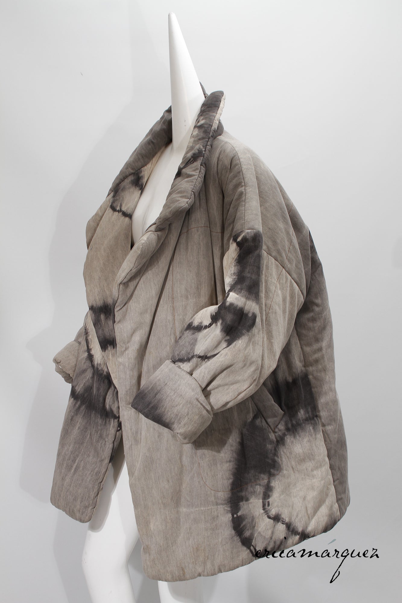 18008 KAMALI, Grey Oversized Fit Casual Jacket with Notched Collar