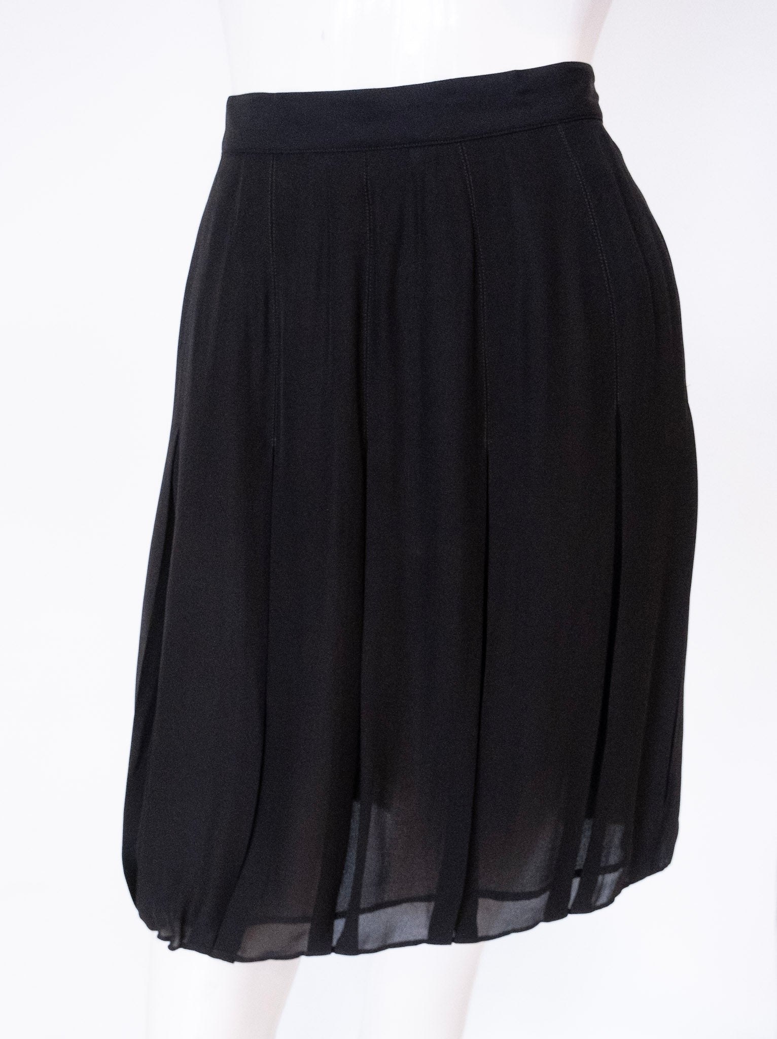 SAKS FIFTH AVENUE Black Silk Short Skirt with Pleats