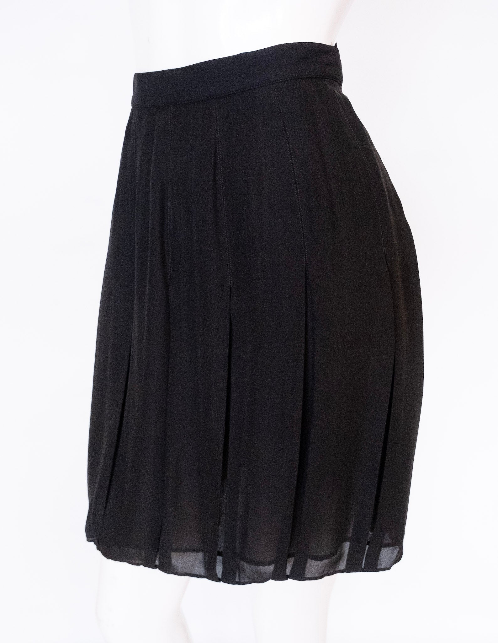 SAKS FIFTH AVENUE Black Silk Short Skirt with Pleats