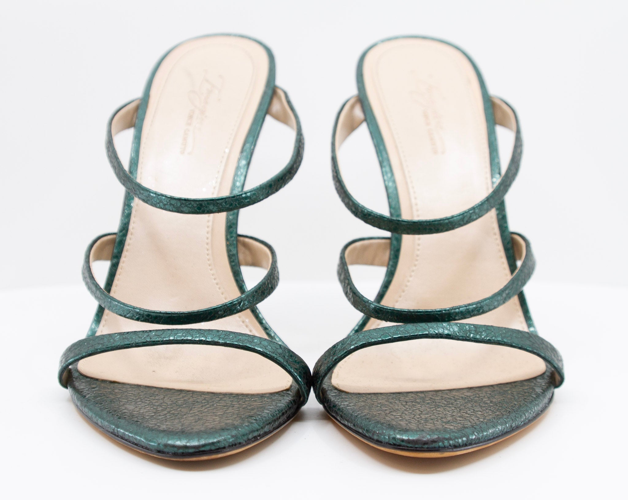 VINCE CAMUTO Imagine Collection Metallic Green Strappy Slip On Heels