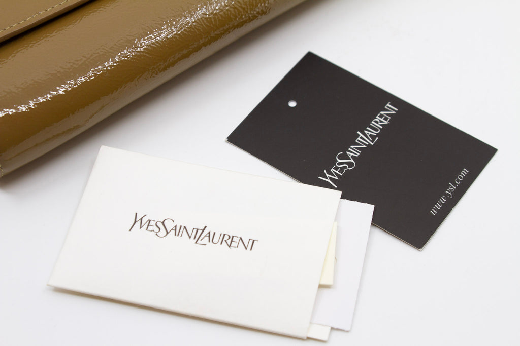 YVES SAINT LAURENT Belle de Jour Patent Leather Clutch