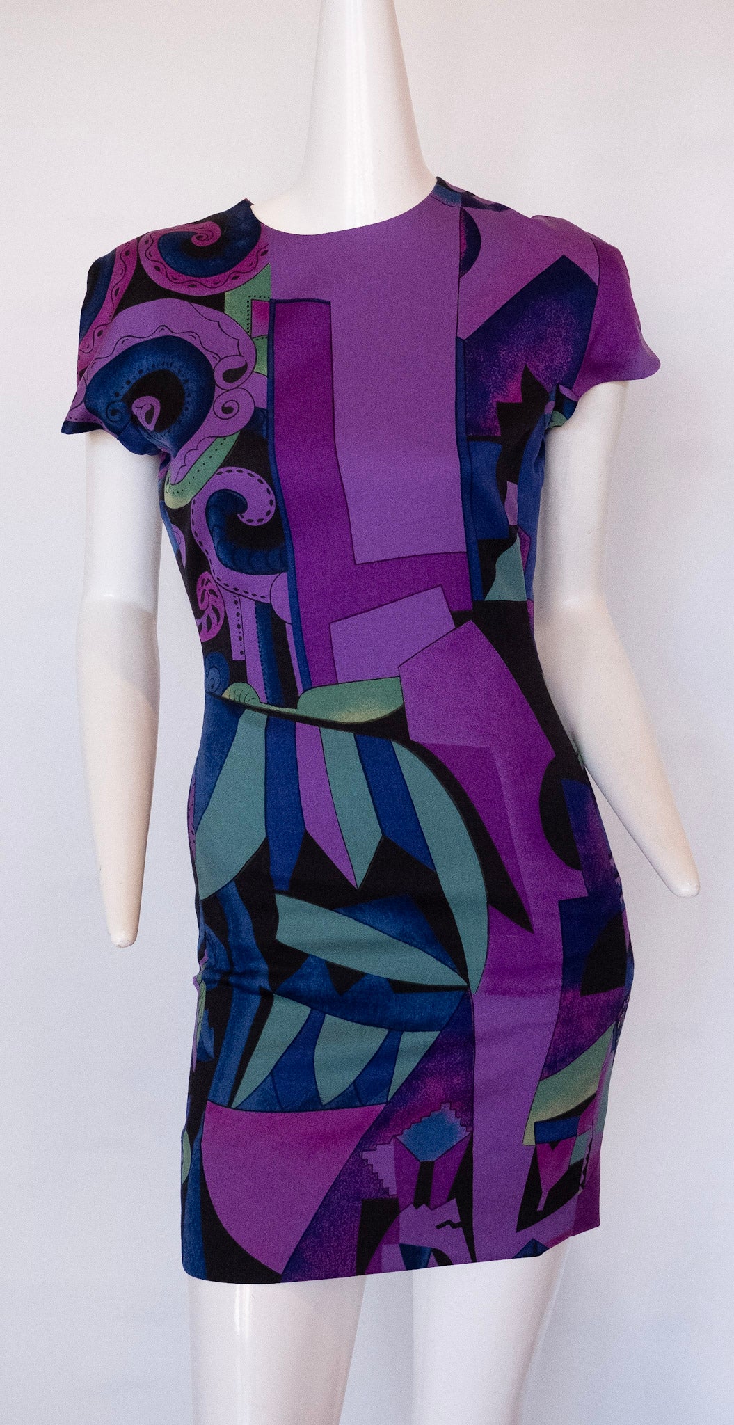 GIANNI VERSACE crew neckline light weight wool dress lined in purple silk pattern