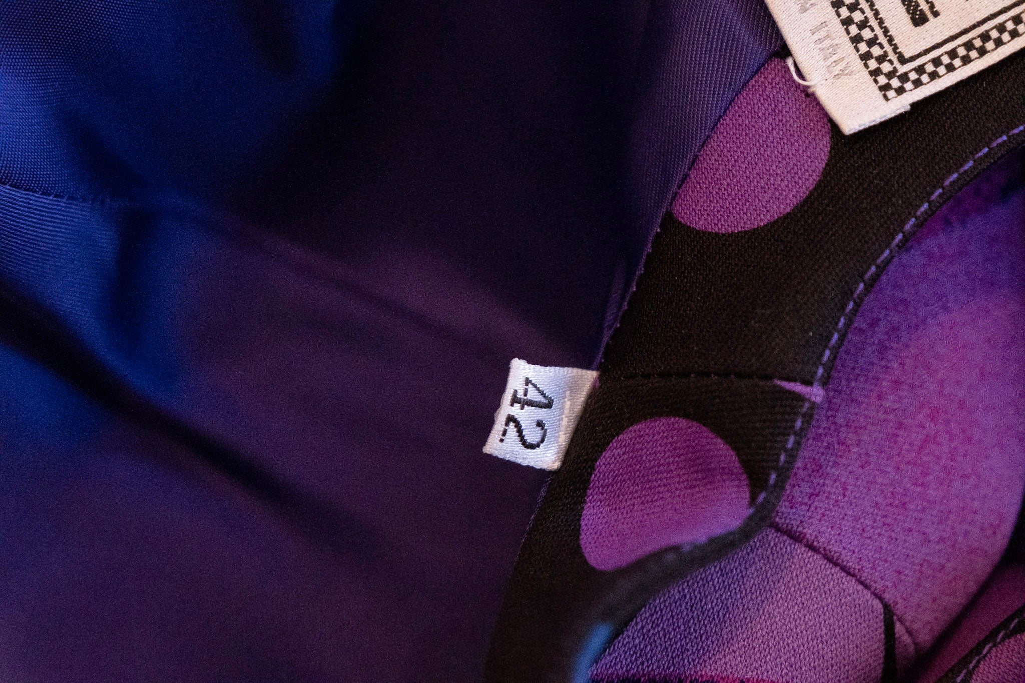 GIANNI VERSACE crew neckline light weight wool dress lined in purple silk pattern