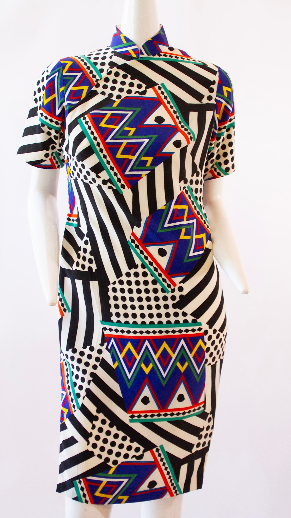 Very Vintage Patterned  Dress