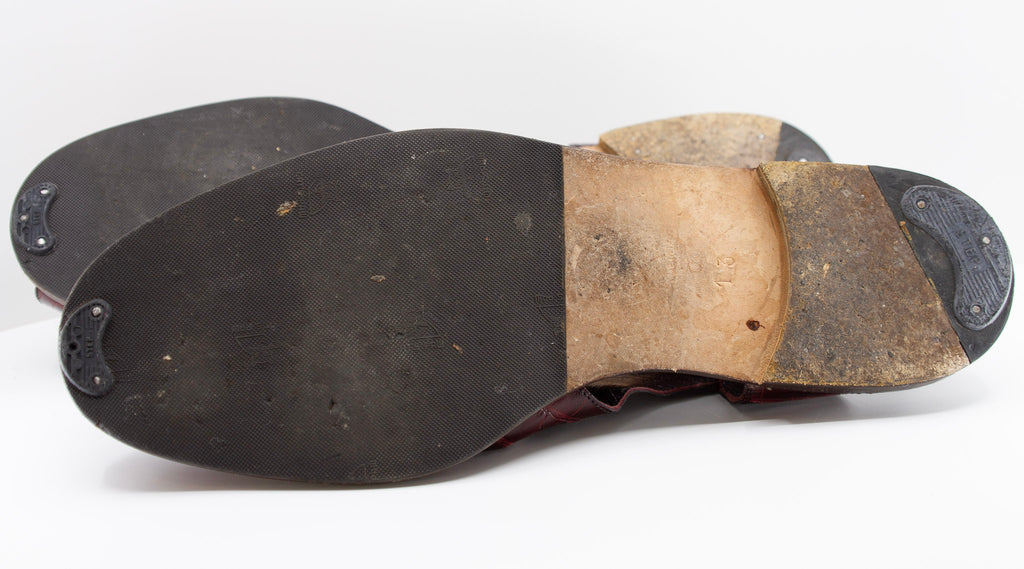 Manolo Blahnik, aubergine alligator open toe sandals, Estate of André Leon Talley
