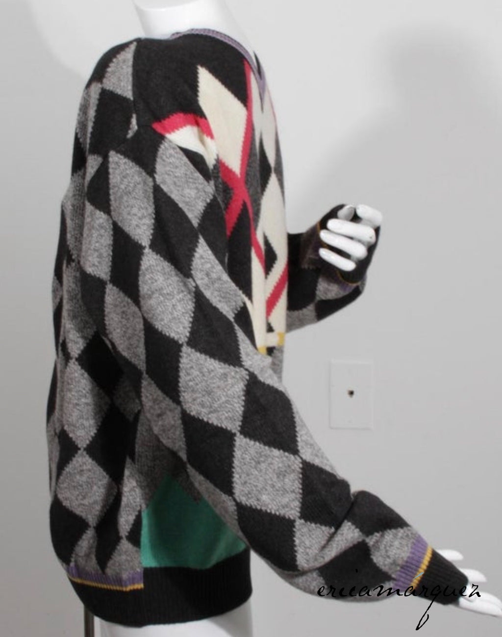 GIANNI VERSACE, Wool Cashmere and Silk Blend, Argyle, Long Sleeve, V-Neck Sweater