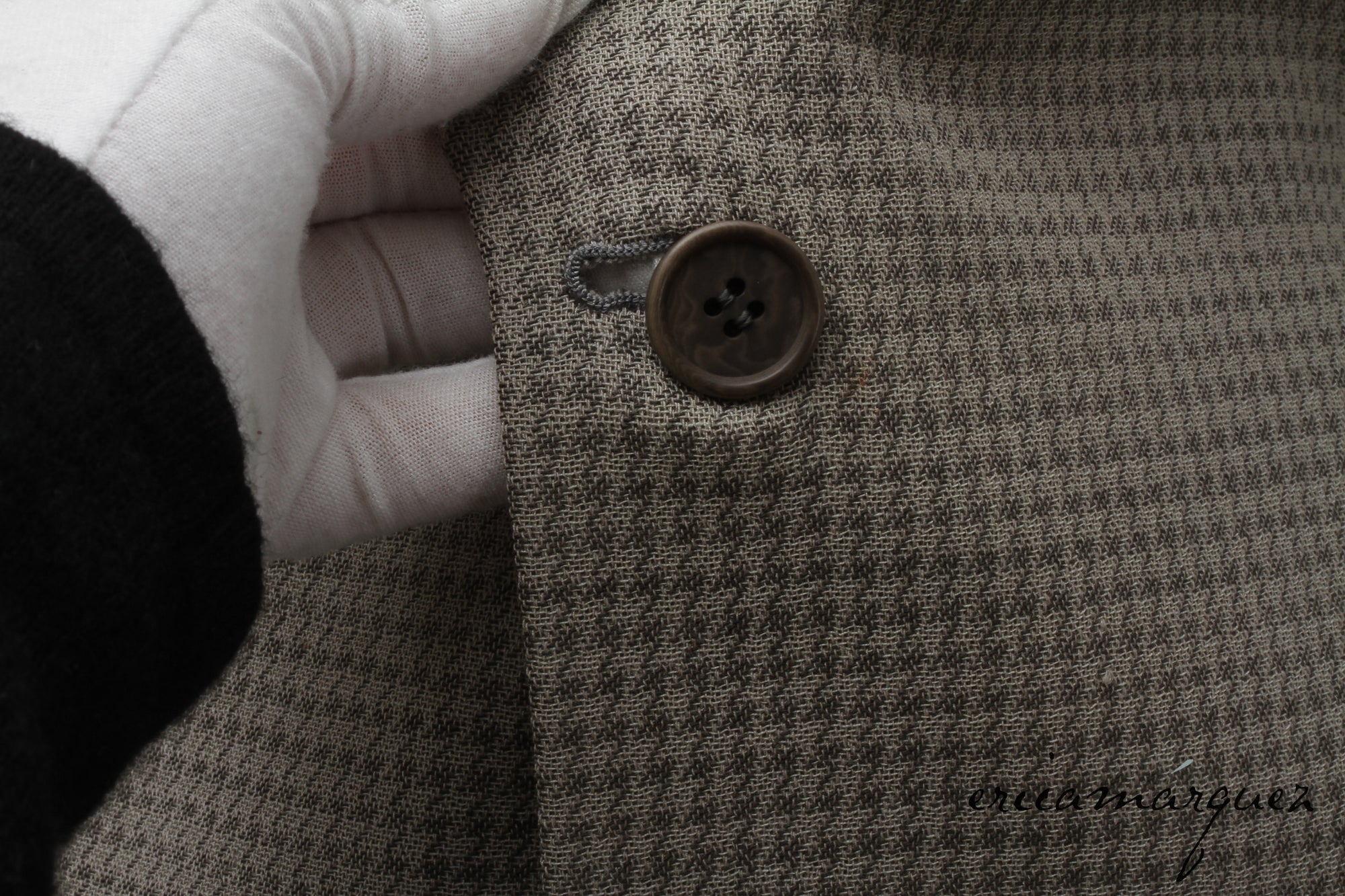 GIORGIO ARMANI, Taupe Houndstooth Three-Button Blazer