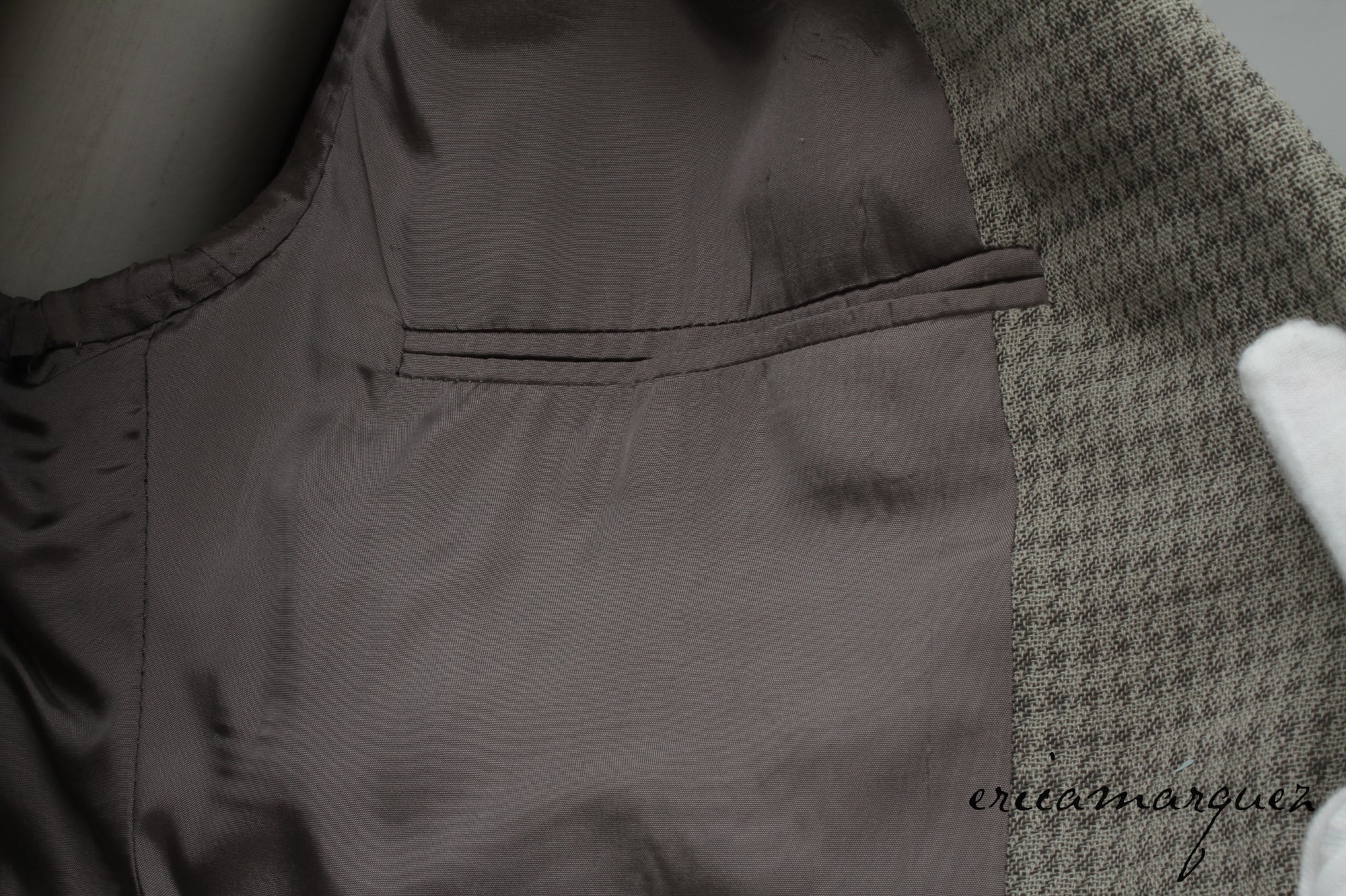 GIORGIO ARMANI, Taupe Houndstooth Three-Button Blazer