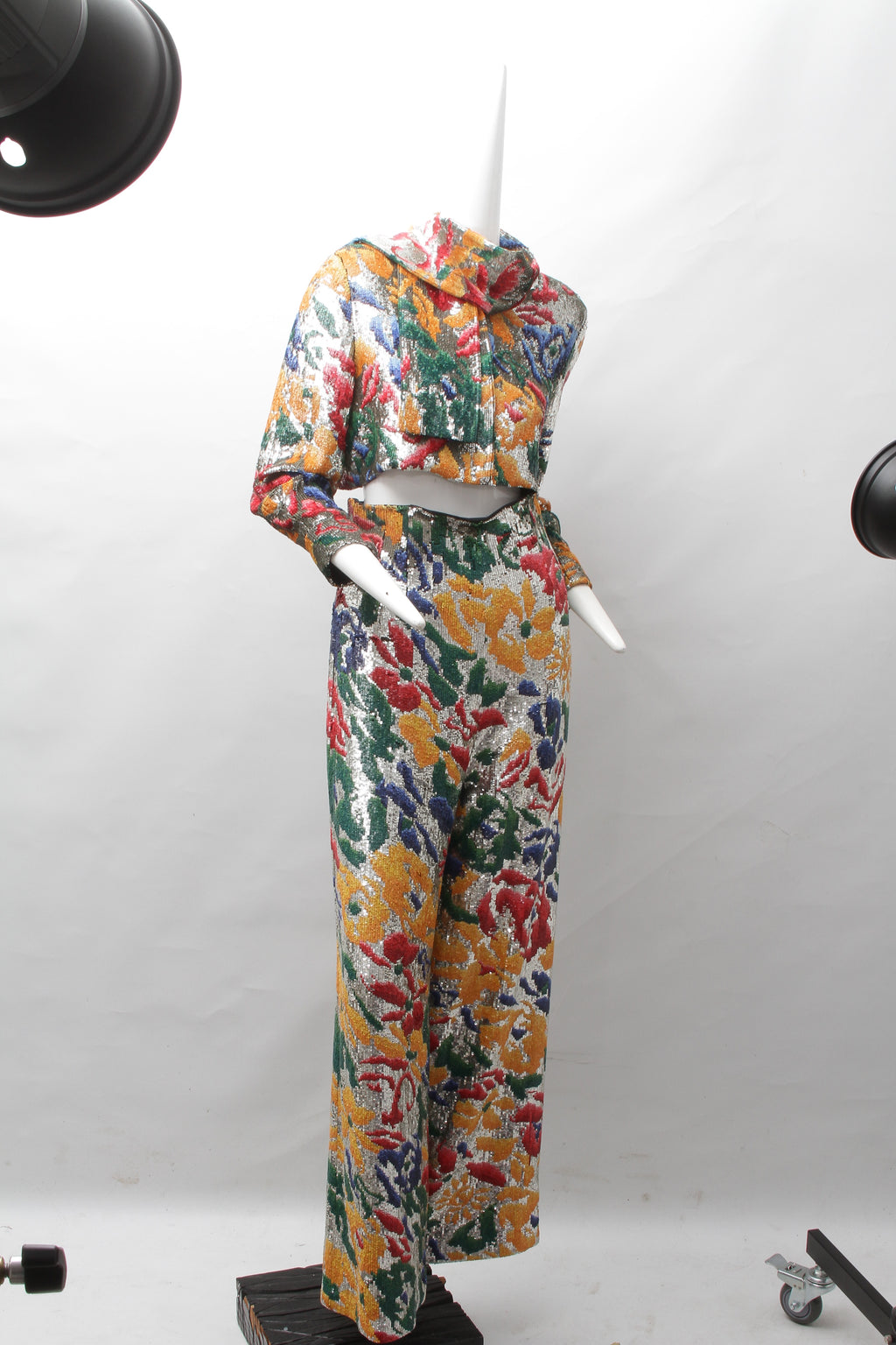 SCHIAPARELLI, embroidered sequin suit with a surrealist floral print, S/S 2022