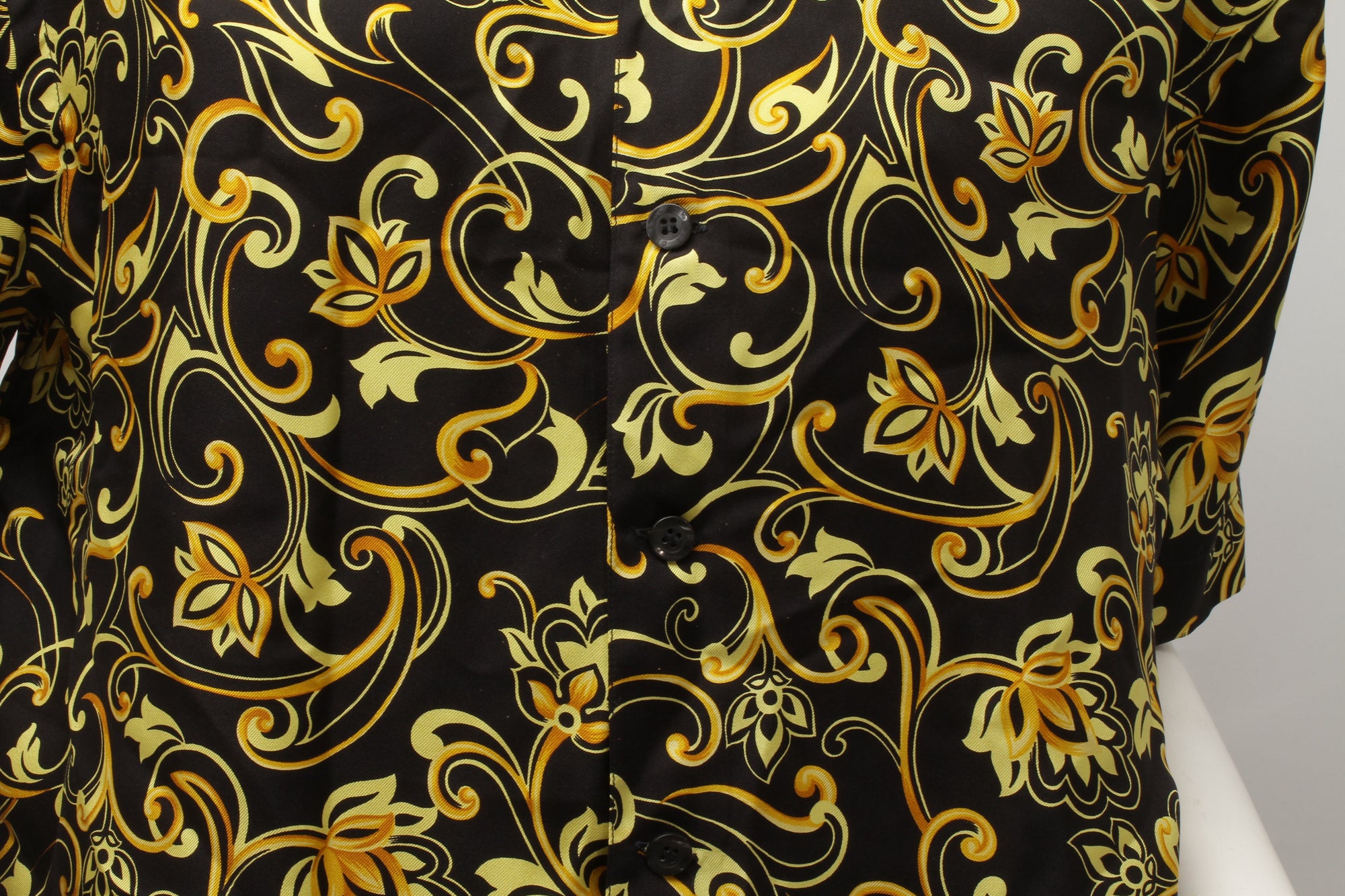 VERSACE Classic V2, Made In Italy, 100% Silk, Versace Baroque Print, Short Sleeve, Button Up