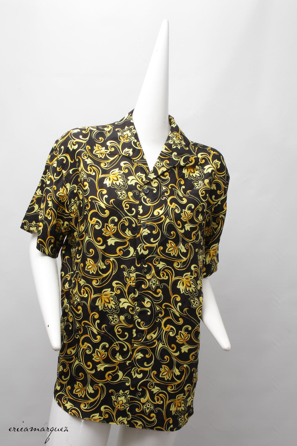 VERSACE Classic V2, Made In Italy, 100% Silk, Versace Baroque Print, Short Sleeve, Button Up