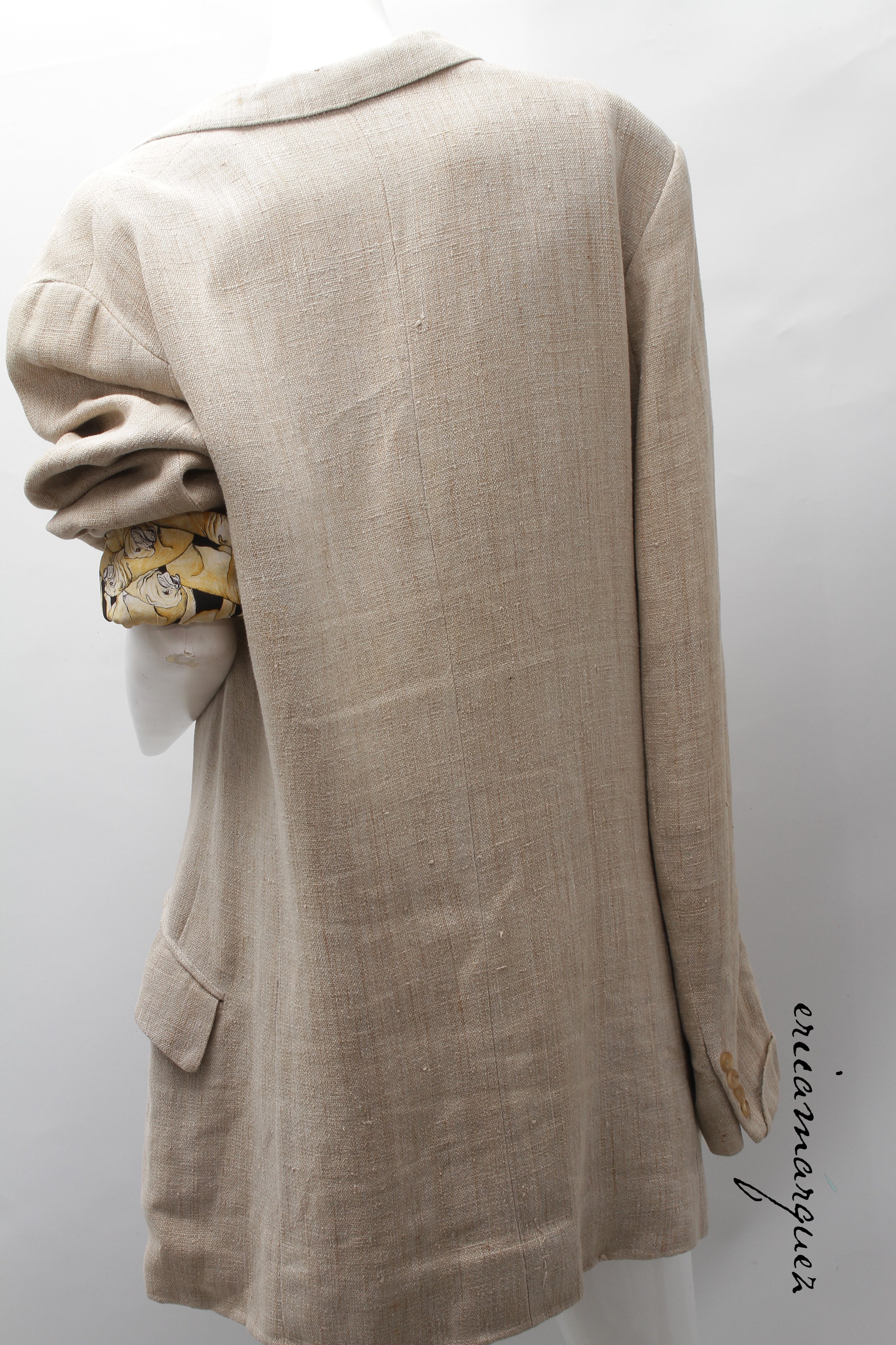 Welsh & Jefferies, custom tailored linen and silk, bulldog print, lined blazer, Estate of André Leon Talley